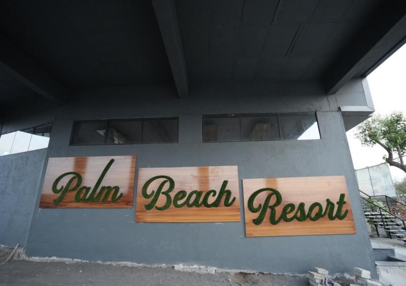 Palm Beach Resort Valsad Экстерьер фото